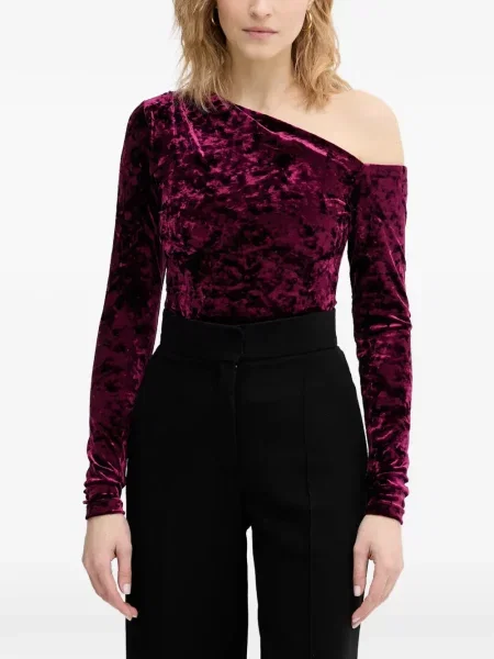 Body Guess cu un umăr gol violet