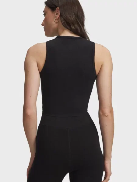 Бесшовный спортивный топ Under Armour черный