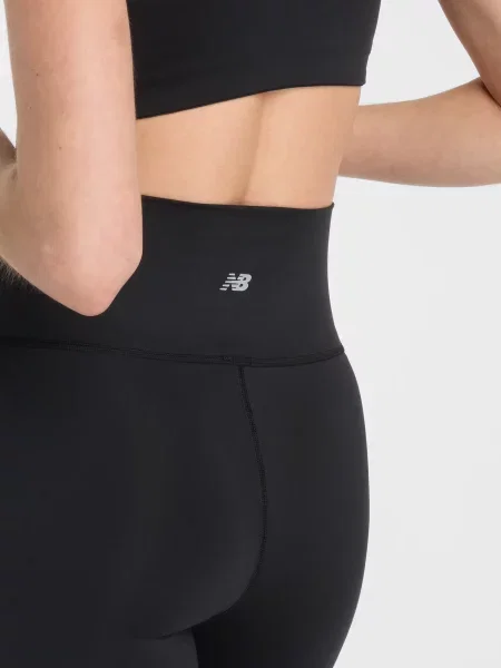 Брюки New Balance черные