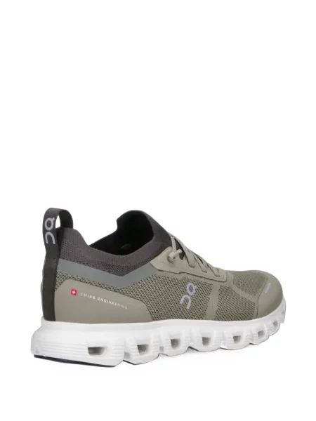 Sneakerși On