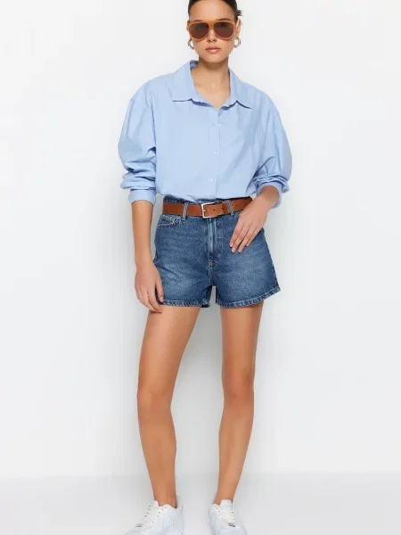 Pantaloni scurți din denim Trendyol cu talie înaltă albastru