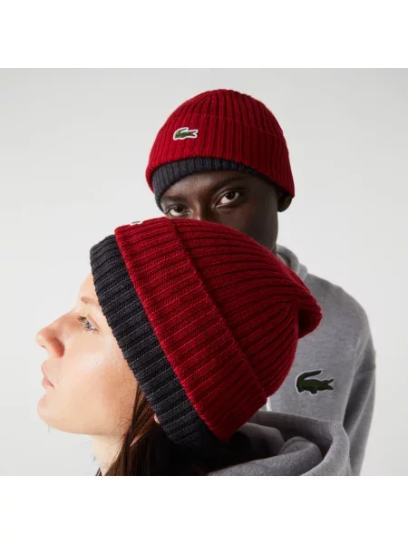 Шапка Lacoste бордовая