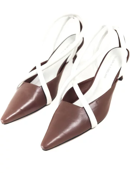 Полуотворени обувки Gloria Coelho кафяво