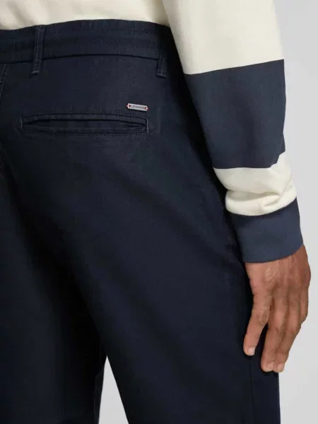 Сhinosy Lerros ze sznurkiem