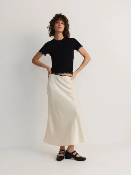 Reserved Fustă midi crem
