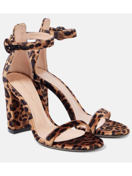 Sandale Gianvito Rossi de catifea cu imagine cu model leopard maro