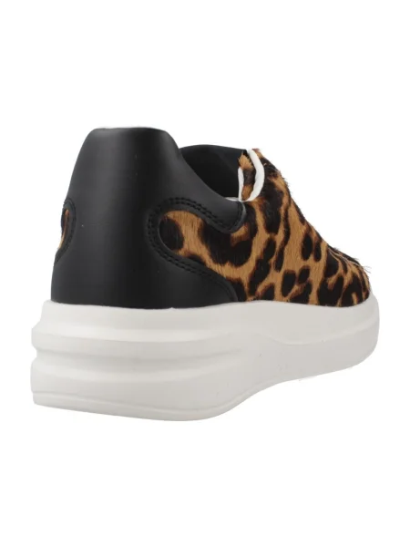 Pantofi Guess bej