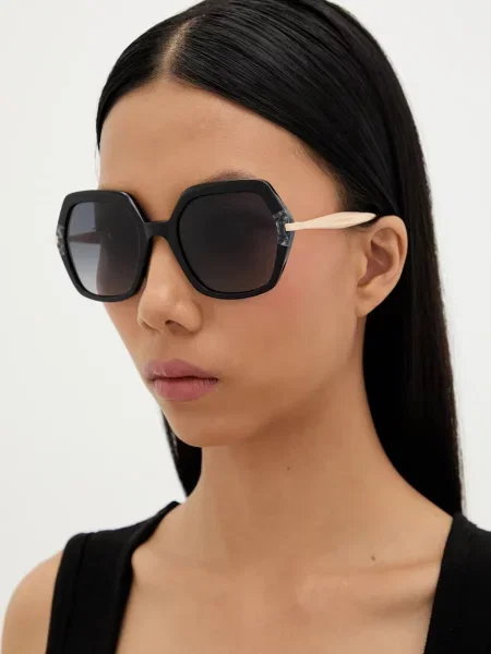 Sunčane naočale Carolina Herrera za žene HER crna