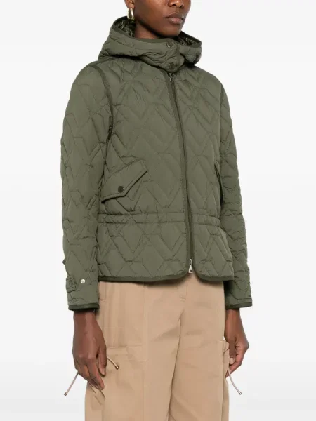 Jachetă matlasată Moncler cu glugă verde