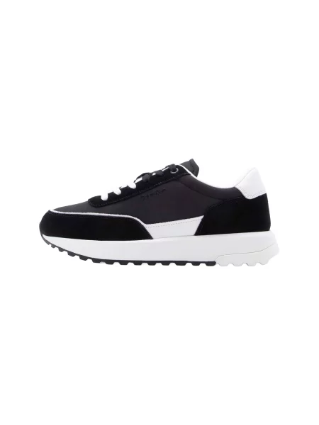 Calvin Klein Nízke tenisky CITY RUNNER čierna biela