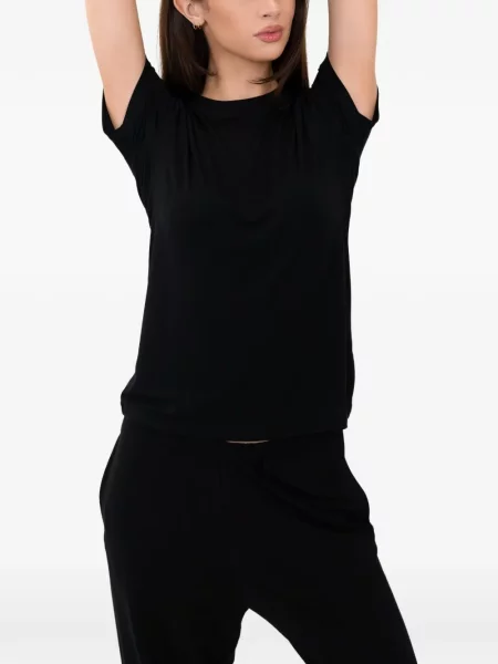 Тениска Fear Of God Essentials черно
