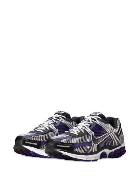 Sneakerși Nike Vomero violet