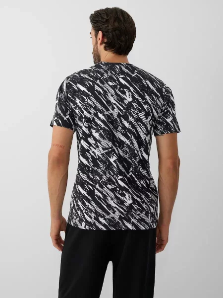 T-shirt regular z nadrukiem 4F czarna