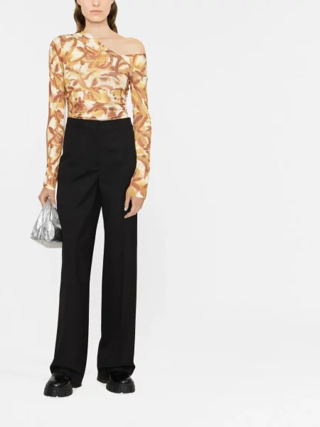 Vilnonės kelnės Stella Mccartney įsiliepsnojo juoda