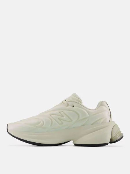 Кроссовки New Balance бежевые