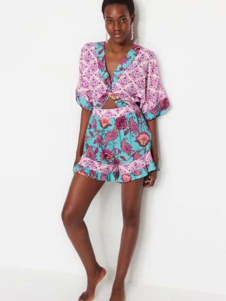 Salopetă Trendyol roz