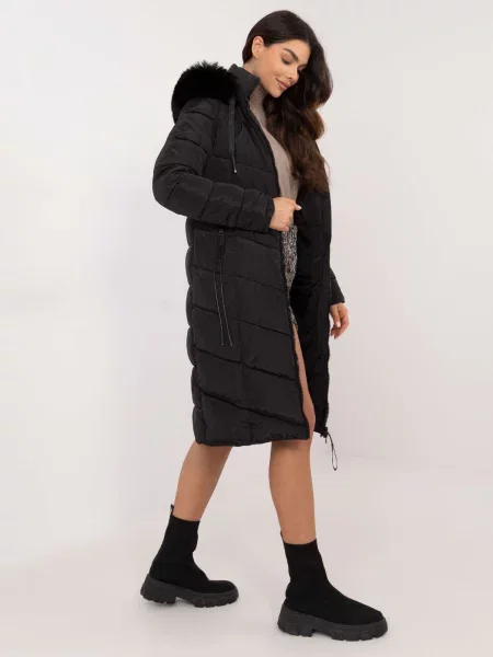 Jakna Fashionhunters s kapuco črna