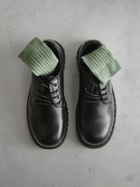 Reserved Klasszikus loafer cipő fekete