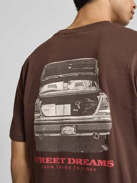 T-shirt w kroju regular fit z haftowanym logo Karl Kani