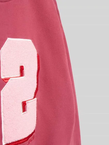 Bluza o kroju regular fit z nadrukiem z logo Garcia różowa
