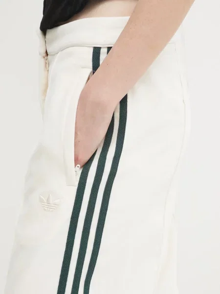 Велюровые брюки Adidas Originals с высокой посадкой бежевые