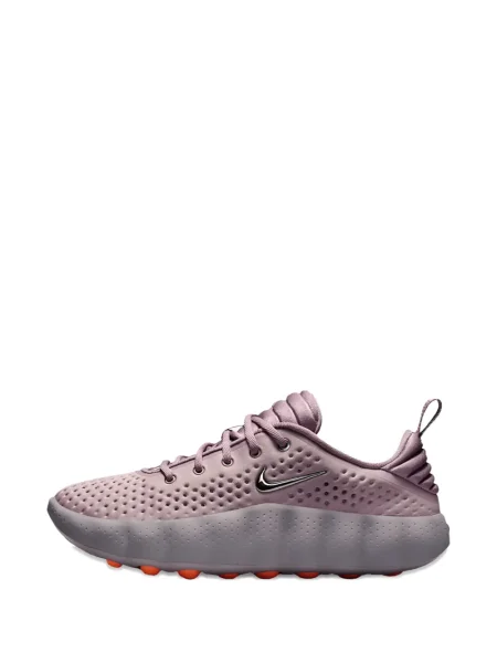 Маратонки Nike Air Force 1 с връзки с дантела със сърца черно