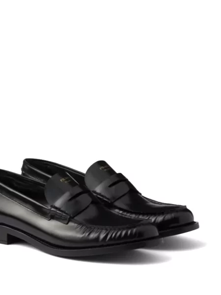 Pantofi loafer Prada din piele negru