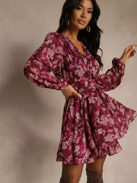 Sukienka w Kwiatki o Rozkloszowanym Kroju z Bufiastymi Rękawami Zennea bordowa