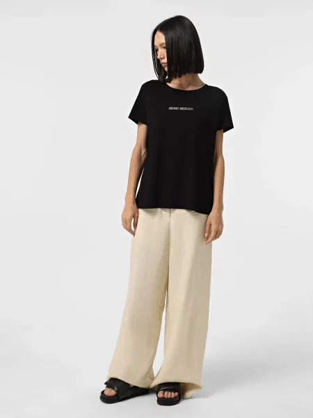 Футболка Armani Exchange чорний