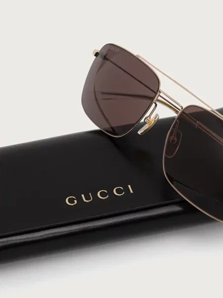 Солнцезащитные очки Gucci