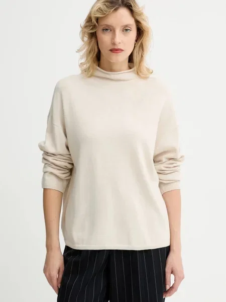 Пуловер с вълна Marc O'Polo от лека материя с ниско поло бежово