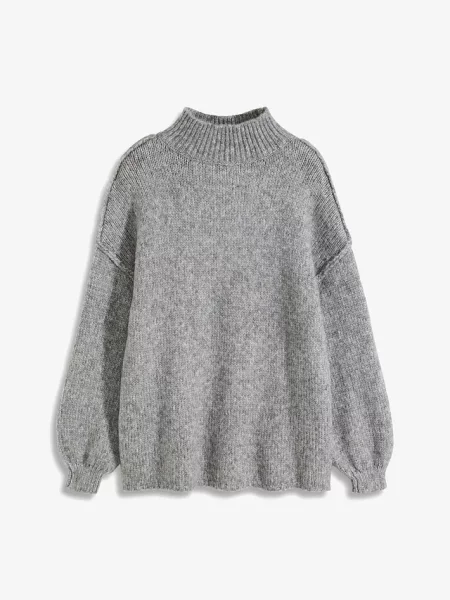 Sweter z grubej dzianiny z wysoką stójką szary