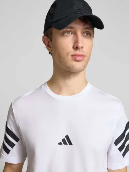 T-shirt o kroju regular fit z czystej bawełny Adidas biała