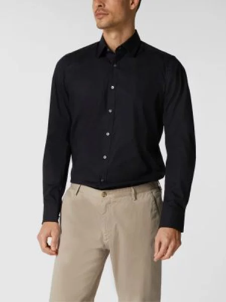 Koszula biznesowa o kroju slim fit z dodatkiem streczu i bardzo długim rękawem Olymp Level Five czarna