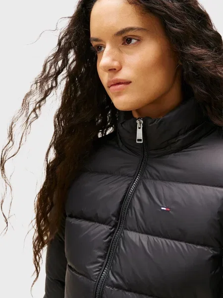 Джинсова куртка Tommy Jeans з капюшоном чорна