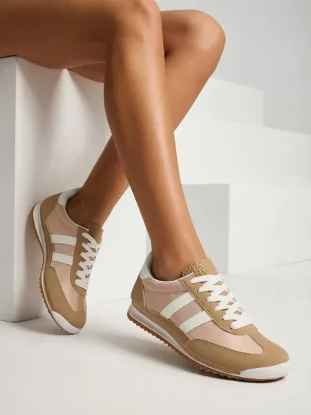 Sneakerși Resti alb