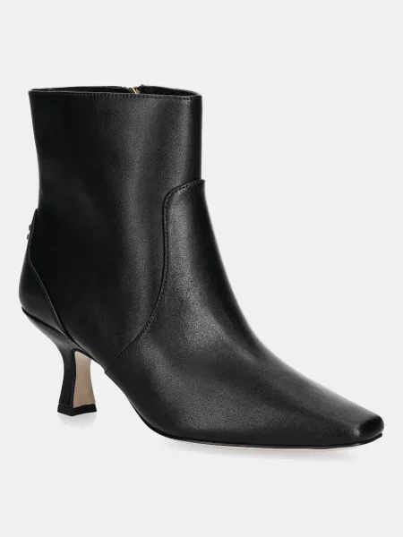 Кожаные ботинки Coach на низком каблуке черные