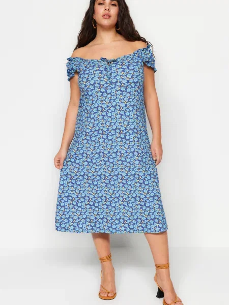 Sukienka midi Trendyol niebieska