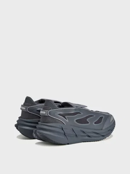 Кроссовки для бега Adidas черные