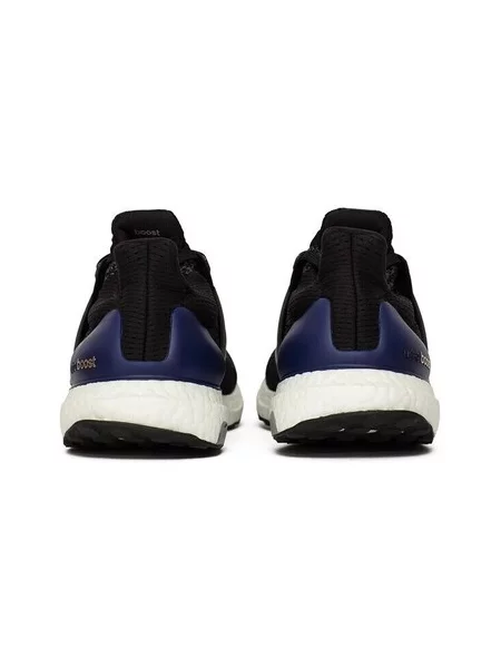 Pantofi Adidas