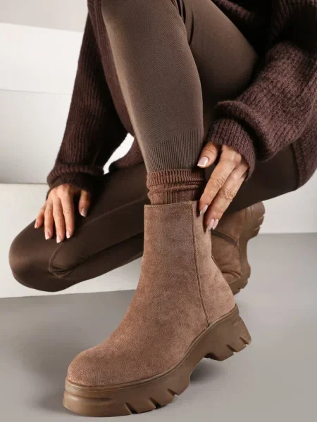 Botine Naolara bej