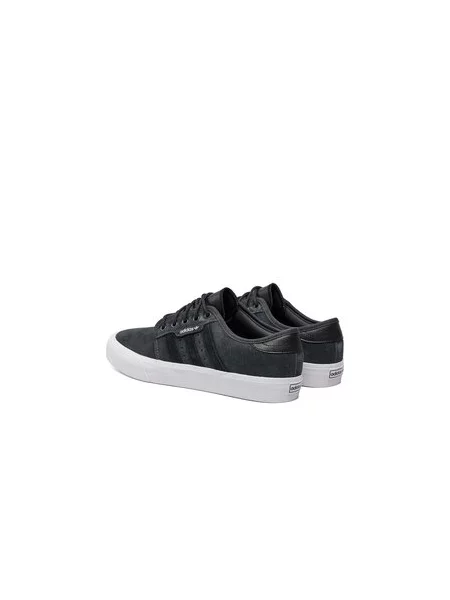 Laisvalaikio batai adidas Seeley Xt juoda