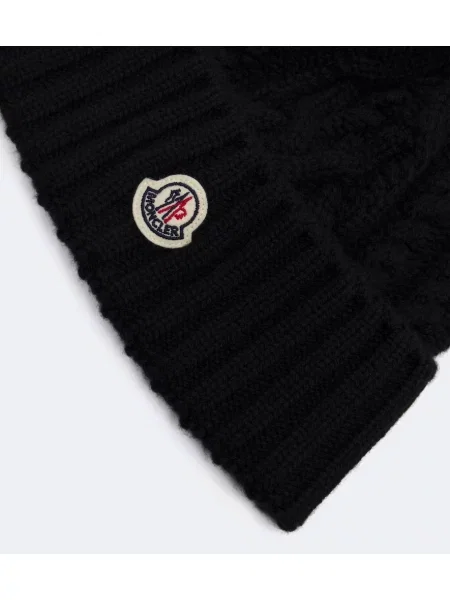 Căciulă Moncler de lână cu autograf negru