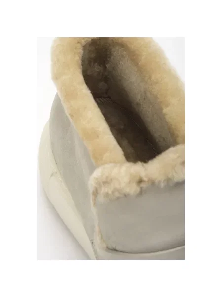 Лоферы Estro серые