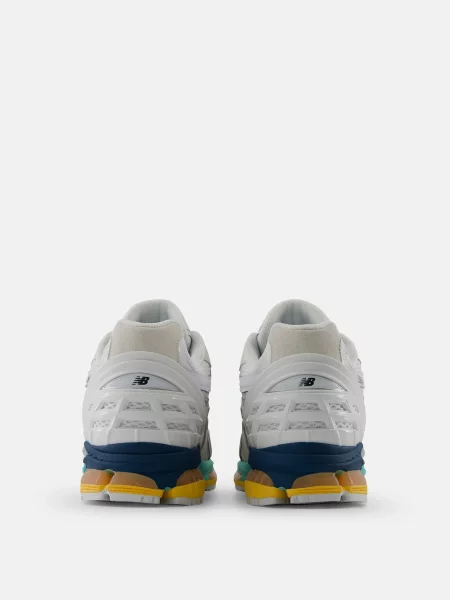 Кроссовки New Balance белые