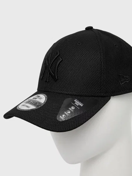 Czapka z daszkiem New Era Diamond czarna