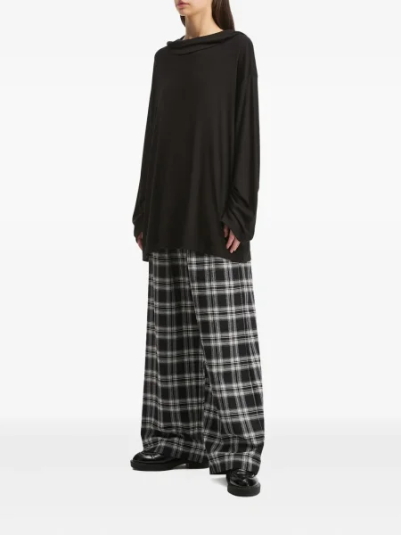 Top B+ab w kratkę z kapturem z nadrukiem czarny