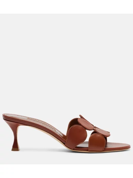 Papuci tip mules Manolo Blahnik din piele maro