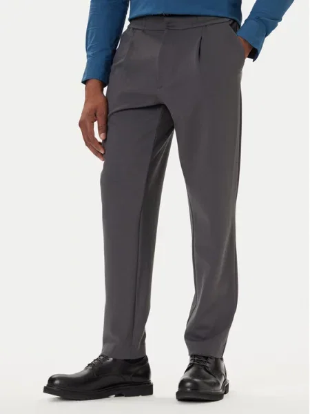 Calvin Klein Chino hlače siva