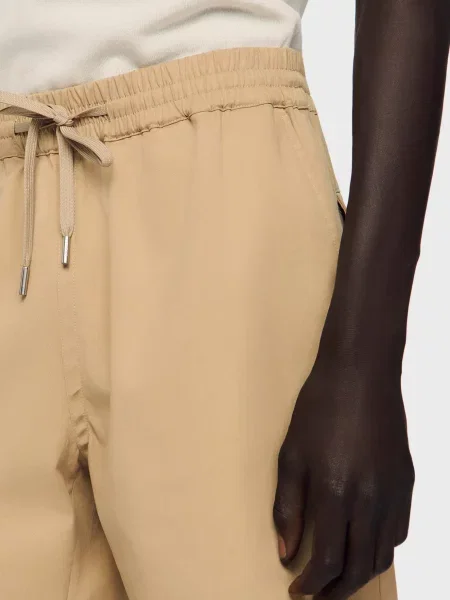 Шорты Sandro бежевые